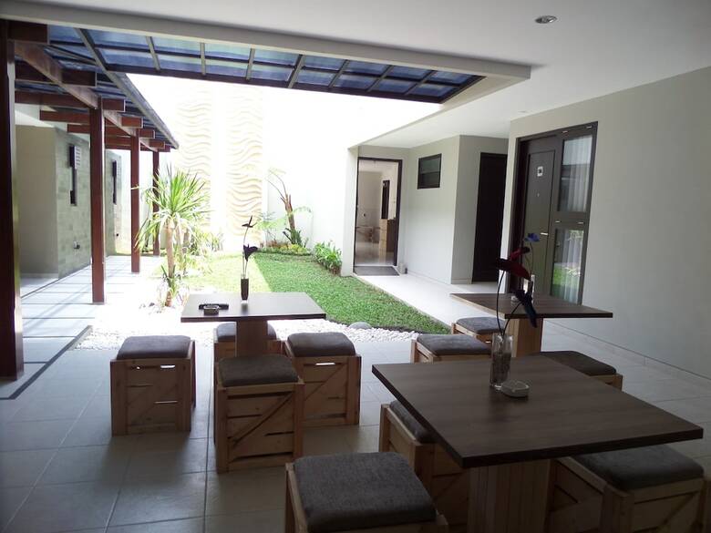 Hostal Shinta Guesthouse