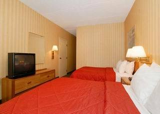 Hotel Comfort Inn Cleveland Airport