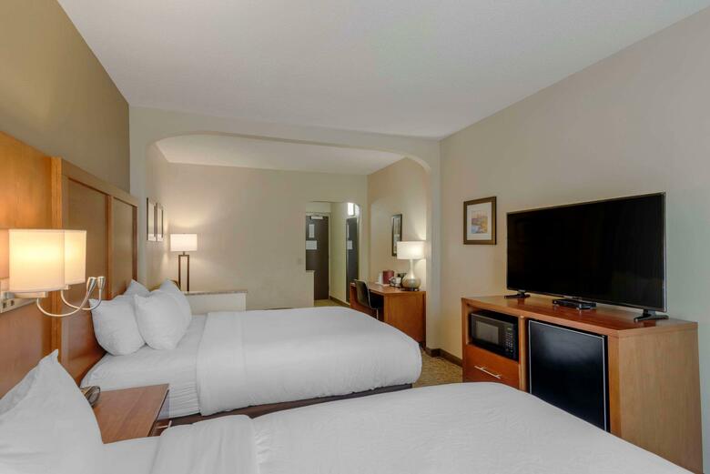 Hotel Comfort Suites