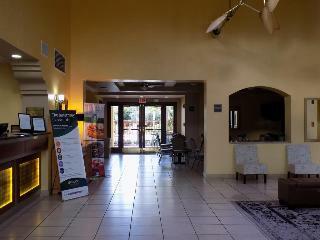 Hotel Comfort Suites