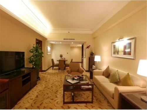Shangri-la Hotel, Dalian