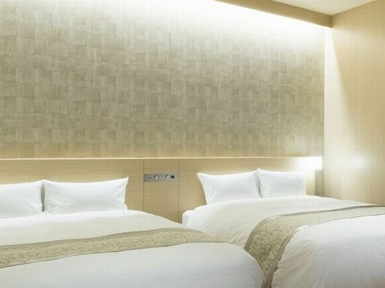 Court Hotel Kyoto Shijo