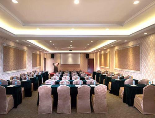 Vienna Hotel Dongguan Changping Avenue
