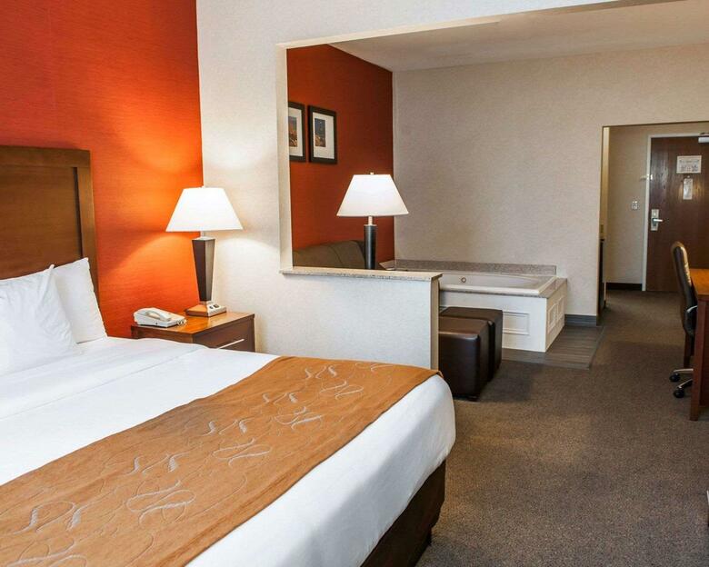 Hotel Comfort Suites