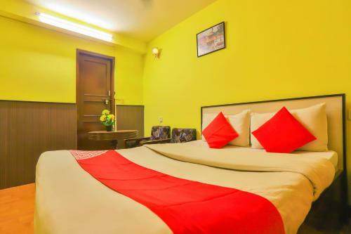 Hotel Everest Mount Holiday