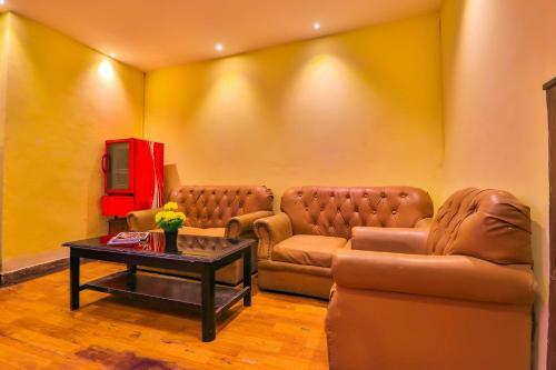 Hotel Everest Mount Holiday