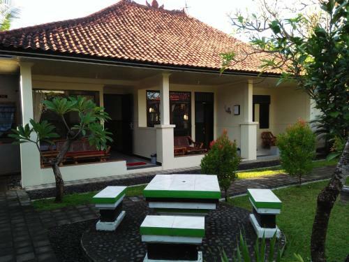 Hostal Puri Mandhara Lovina