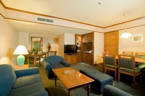 Elmi Hotel Surabaya