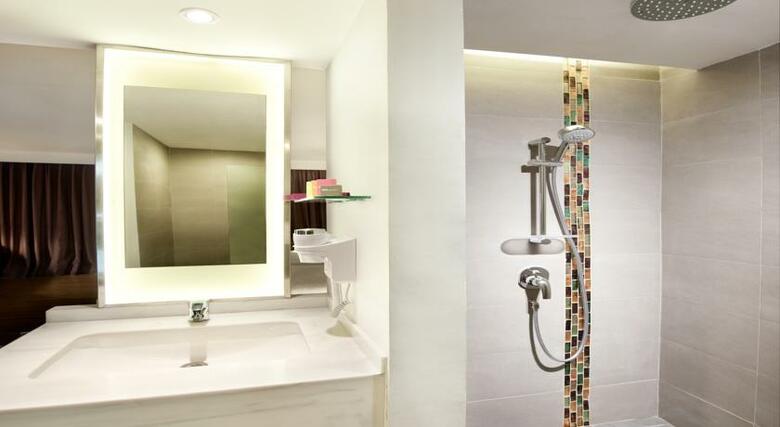 Hotel Ibis Styles Jakarta Airport