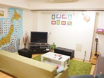 Albergue J-hoppers Osaka Guesthouse