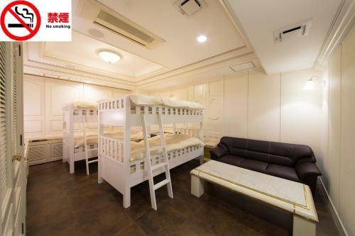 Hotel Beni East