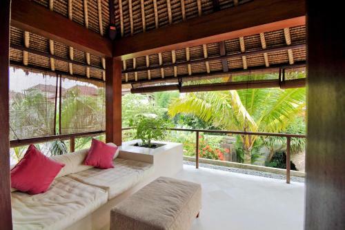 Villa Sayang Estate