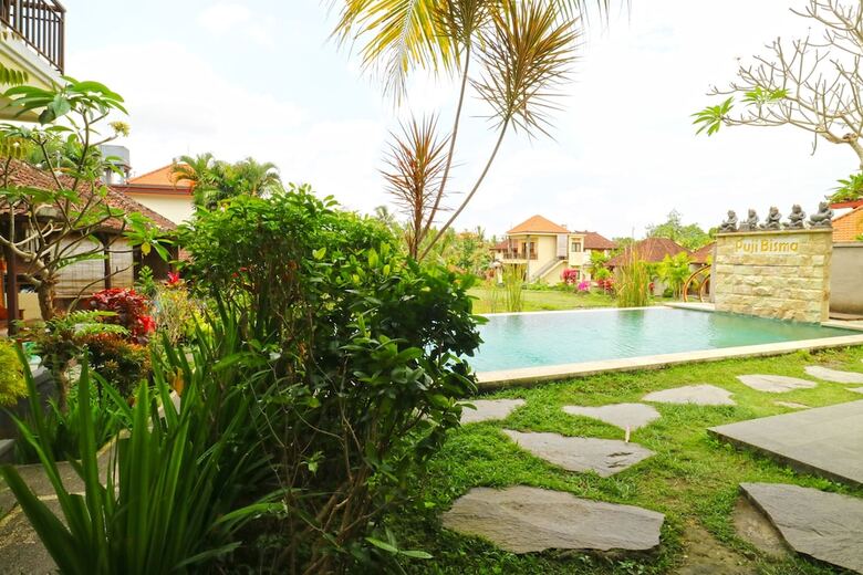 Hostal Puji Bungalow