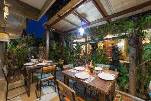 Hostal Sandat Bali Ubud