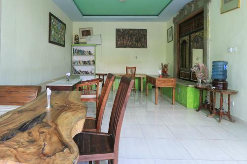 Hostal Pering Bungalow