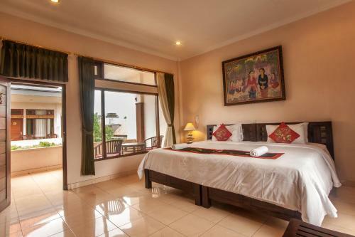 Hostal Brata Inn