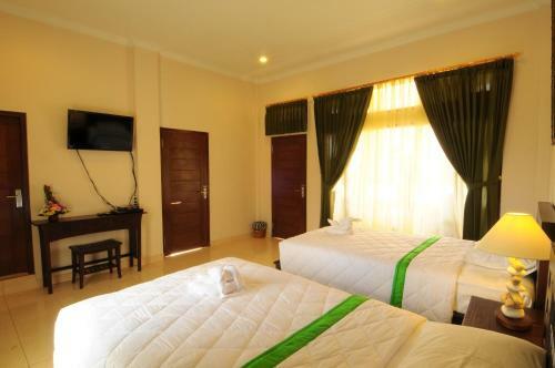 Hostal Brata Inn