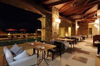 Mahogany Hotel
