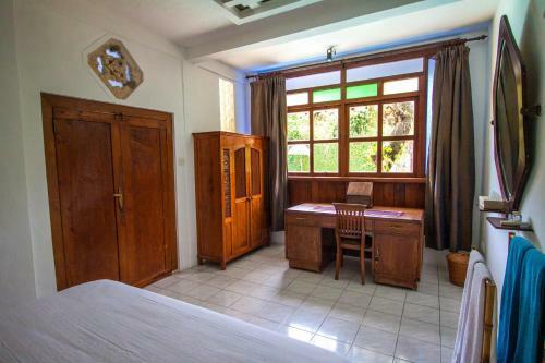 Bed & Breakfast Seminyak Oasis