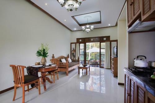 Villa Swara Hari