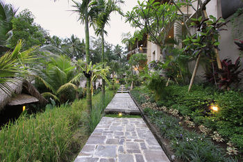 Hotel Puri Sunia Resort