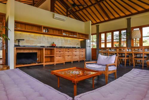 Villa Sumberkima Hill Retreat