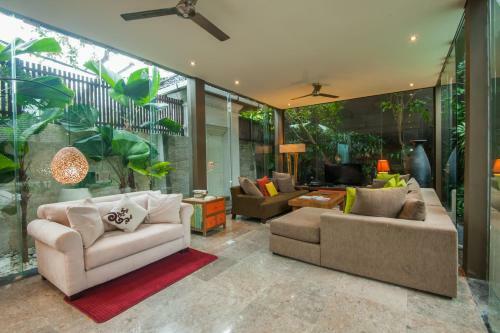 Villa Cicada Executive Residence