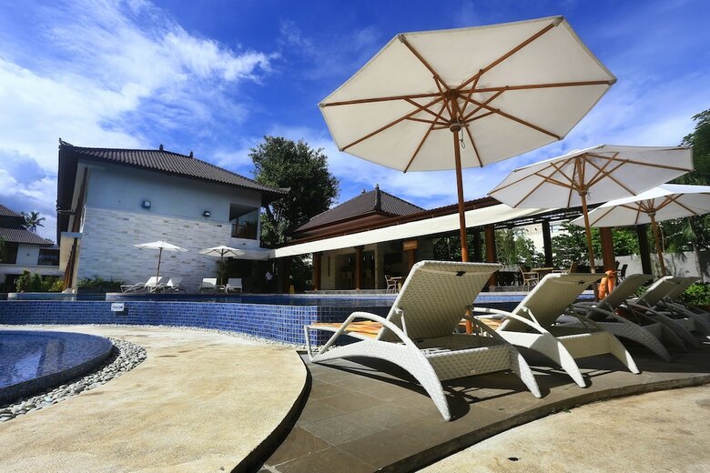 Grand Whiz Hotel Nusa Dua Bali