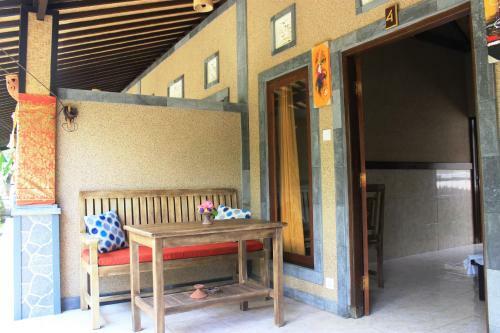 Hostal Pondok Shindu Guest House