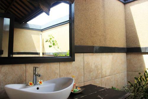 Hostal Pondok Shindu Guest House