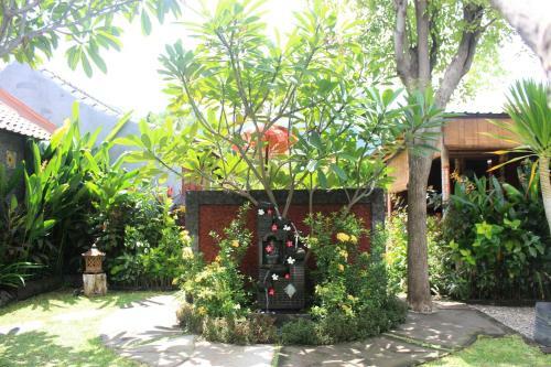 Hostal Pondok Shindu Guest House
