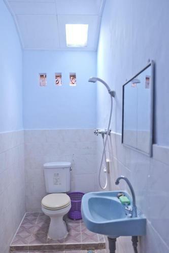 Hostal Madra Homestay