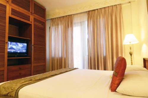 Hotel Club Bali Suites @ Legian Beach