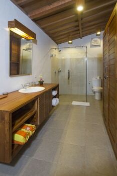 Hotel Pertiwi Bisma 1