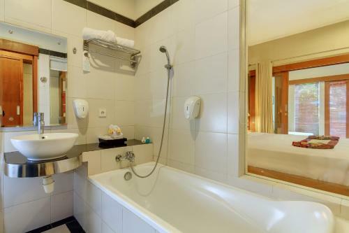 Hotel Baleka Resort & Spa
