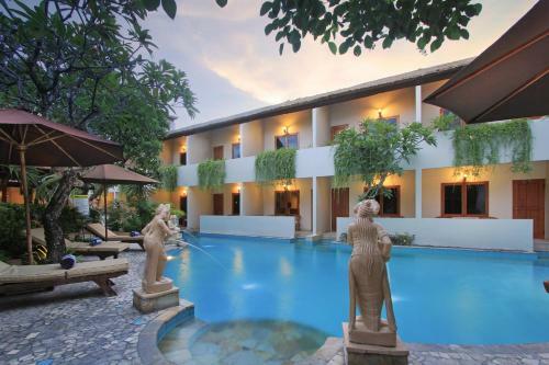 Hotel Kuta Lagoon Resort And Pool Villas