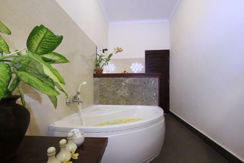 Bed & Breakfast Nang Ade Villa