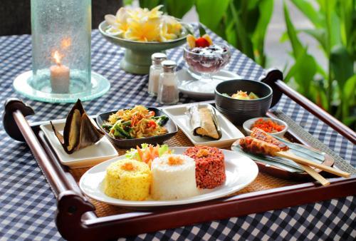 Hotel Adi Dharma Cottages