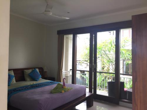 Hostal Merthayasa Bungalow 2