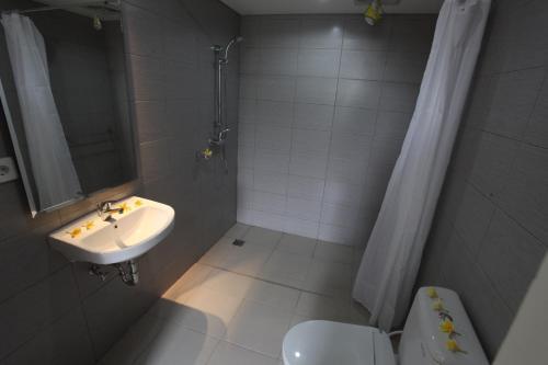 Hostal Merthayasa Bungalow 2