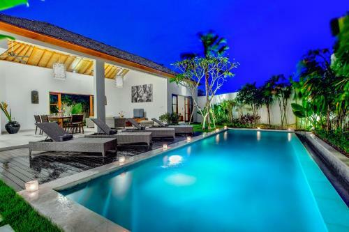 Echo Beach Villa