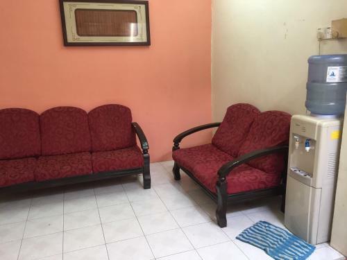 Hostal Yb House