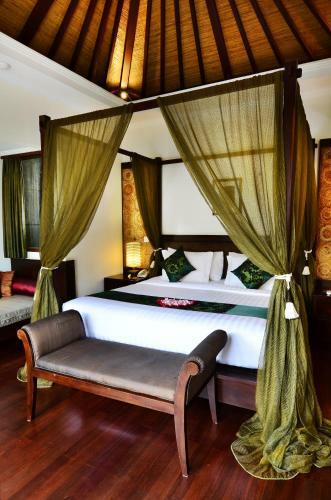 The Khayangan Dreams Villa, Seminyak