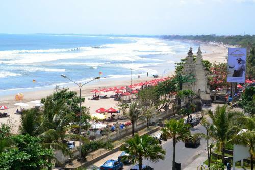 Fourteen Roses Beach Hotel