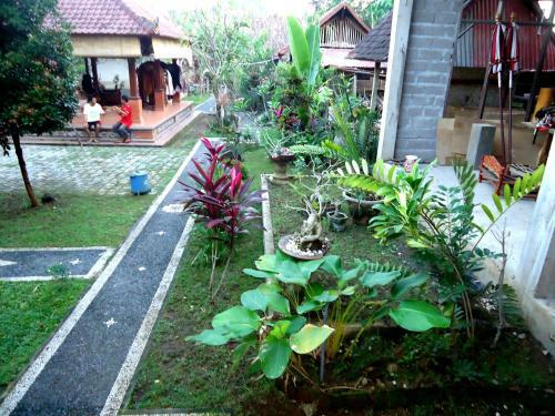 Hostal Dewa Put Guest House