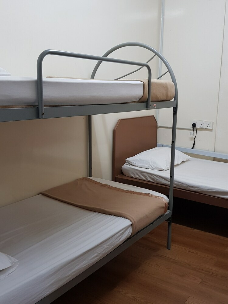 Hostal Ros Heritage Motel