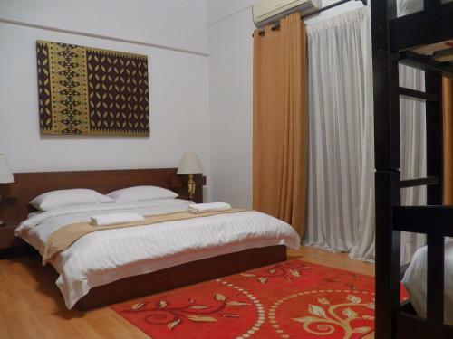 Maytower Apartment