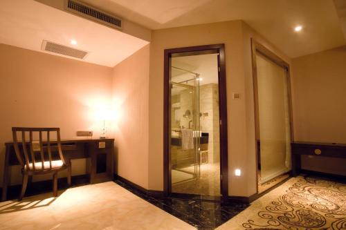 Guilin Golden Crown International Hotel