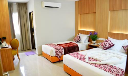Easyhotel
