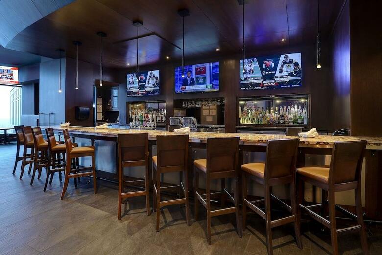 Hotel Embassy Suites Niagara Falls - Fallsview